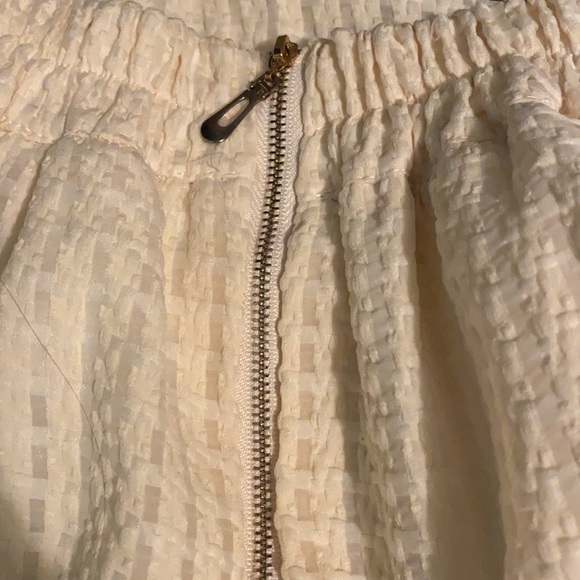 Lace Skirt - Picture 2 of 2